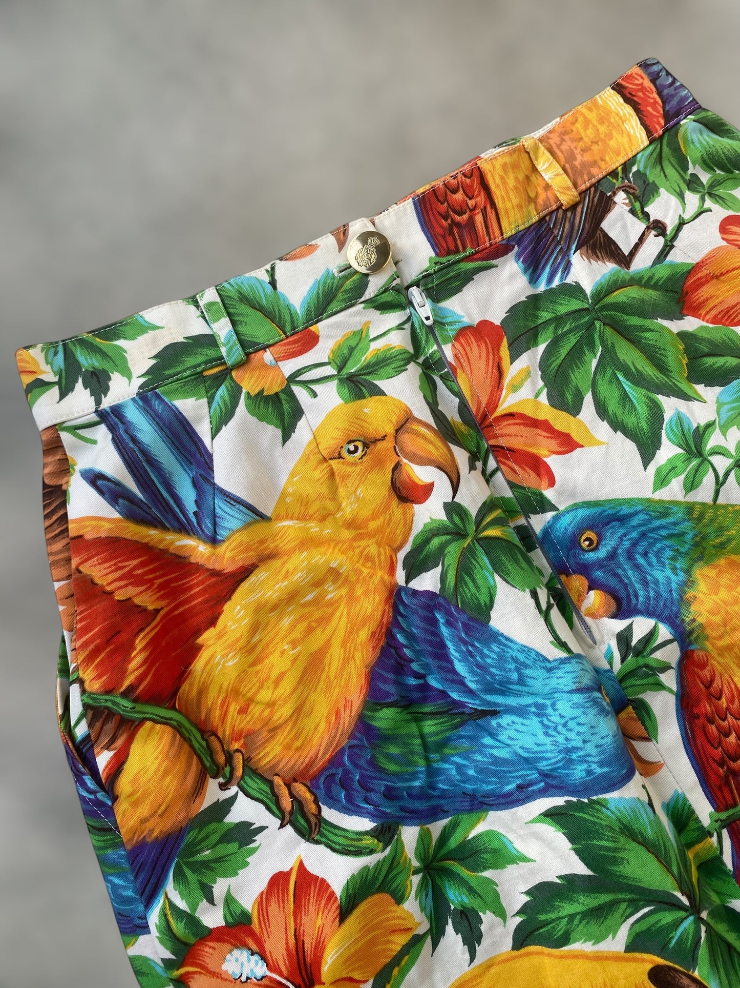 “Exotic parrots” 90s cotton skirt
