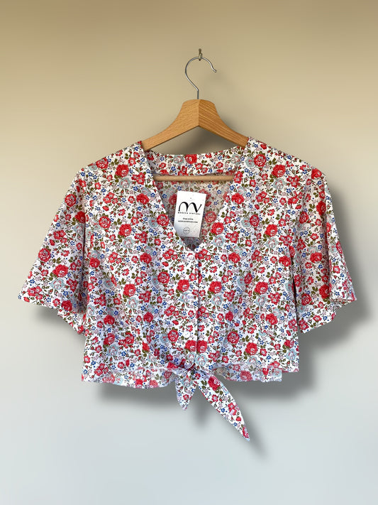 Vintage floral cropped shirt