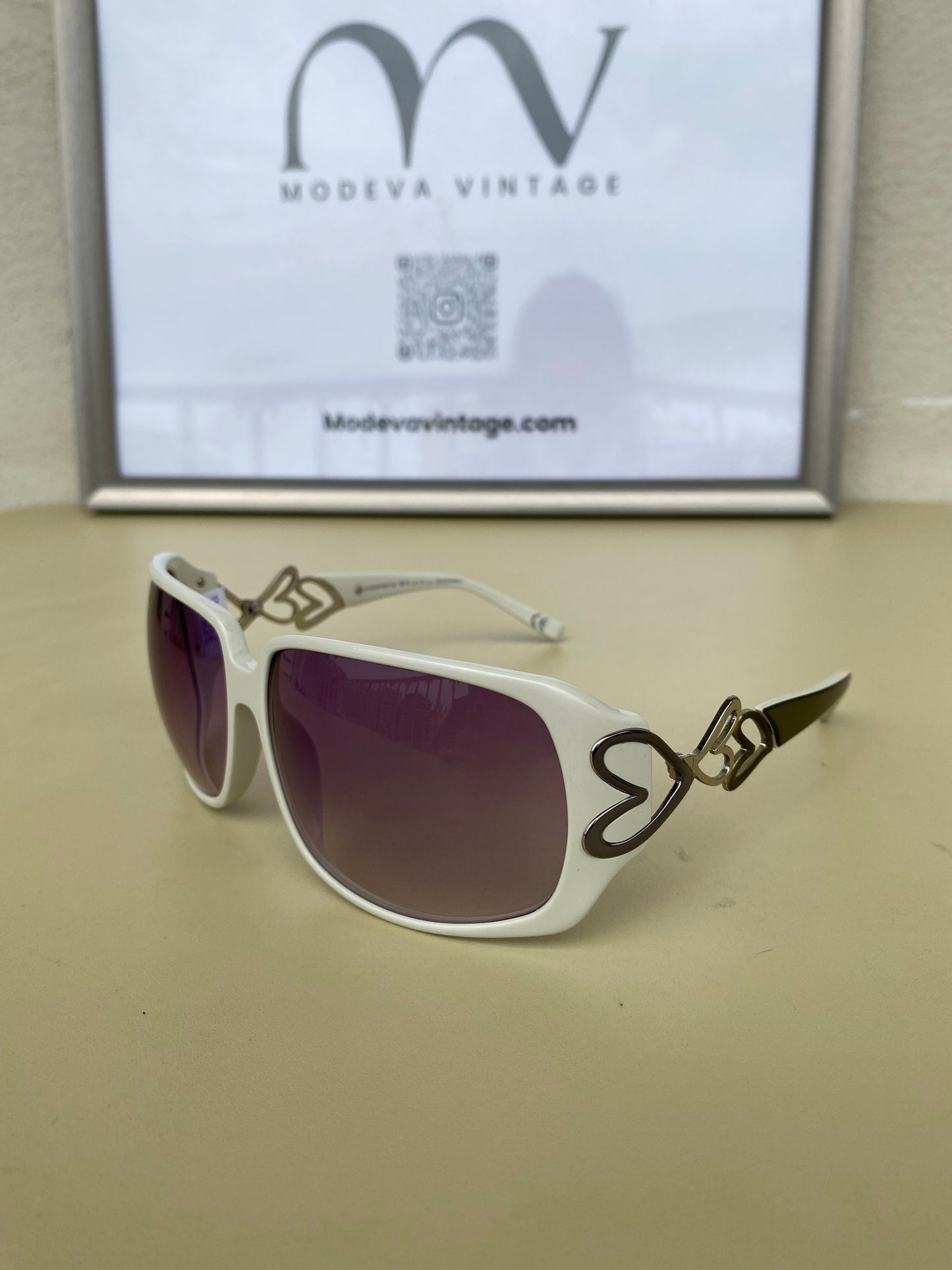 Statement Sweat years 00s sunglasses