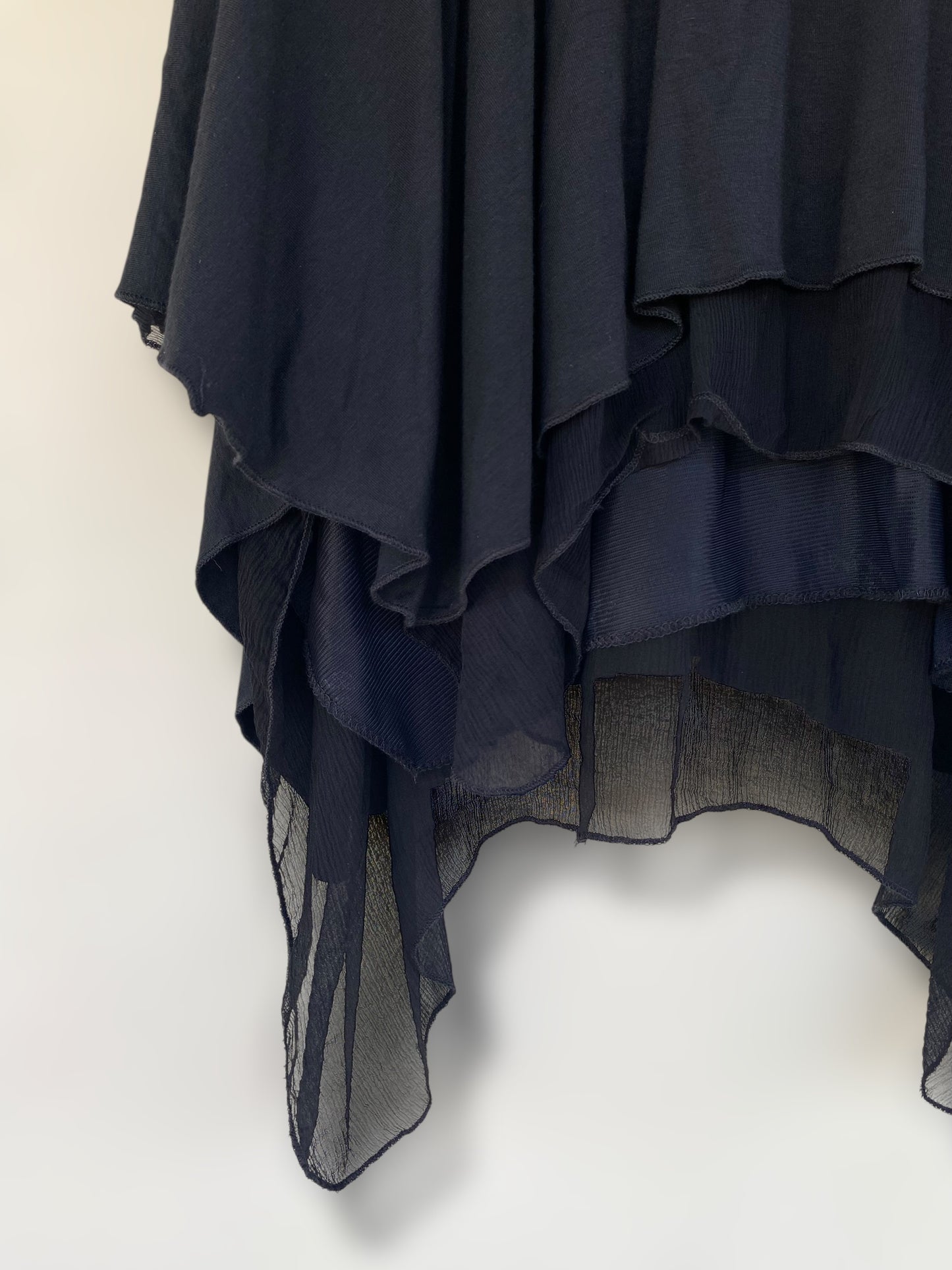 Fairy asymmetric black skirt