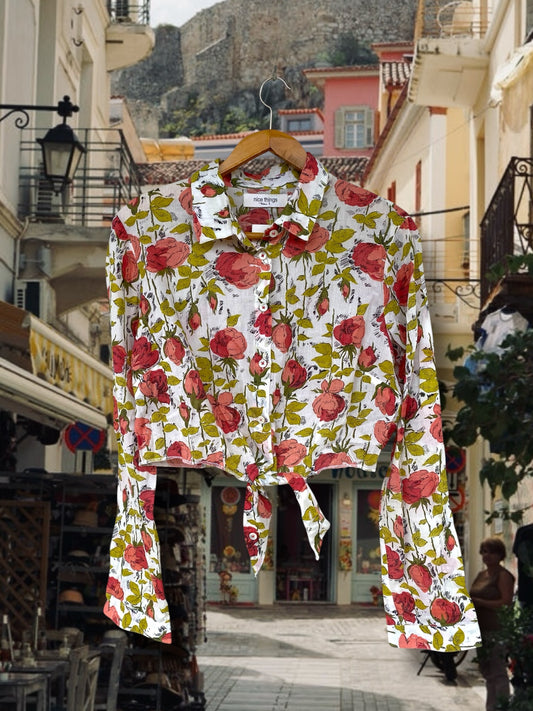 “A garden with flowers” vintage reworked cropped shirt