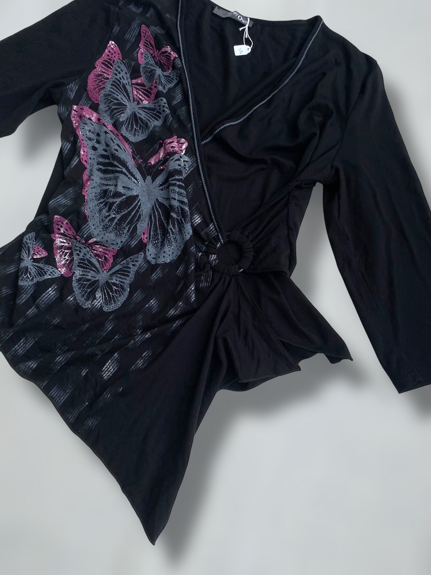 Asymmetric 00s butterfly top