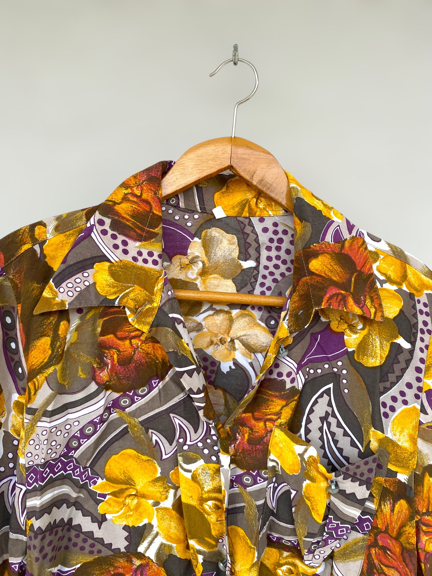 Classic vintage reworked cropped shirt