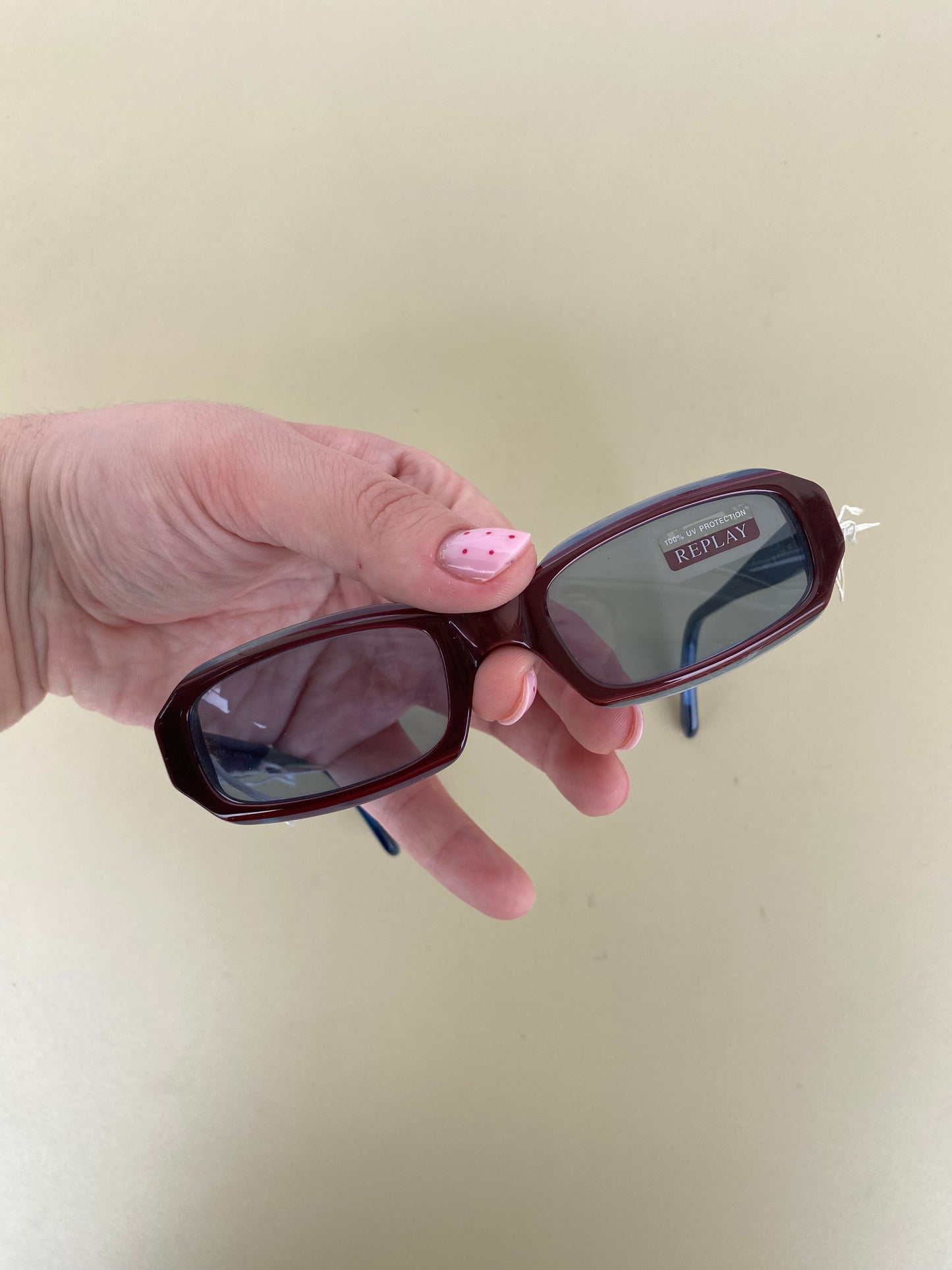 Vintage Replay sunglasses in burgundy with blue colours