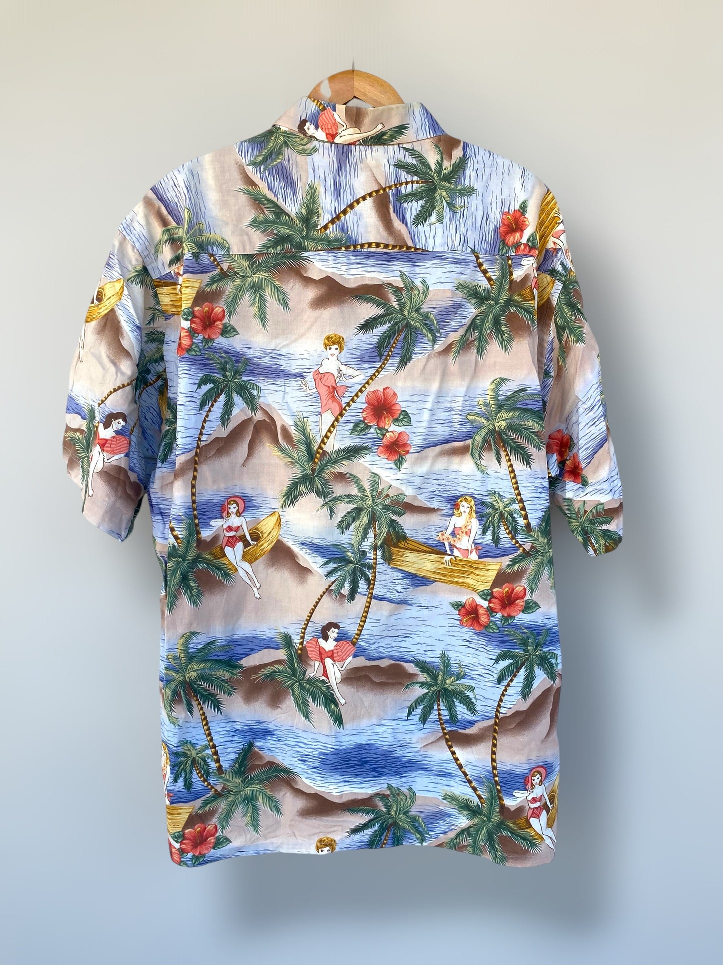 “Hawaiian woman” vintage shirt