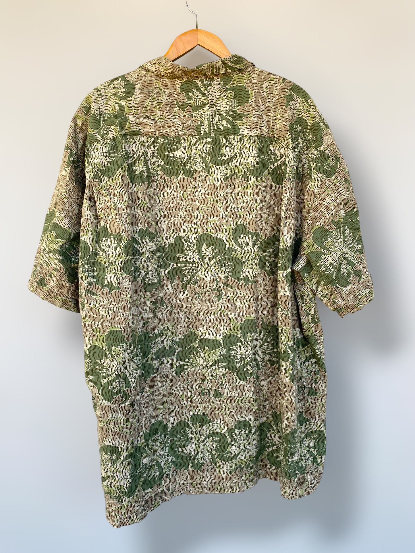 “Tropical nature” Hawaiian vintage shirt
