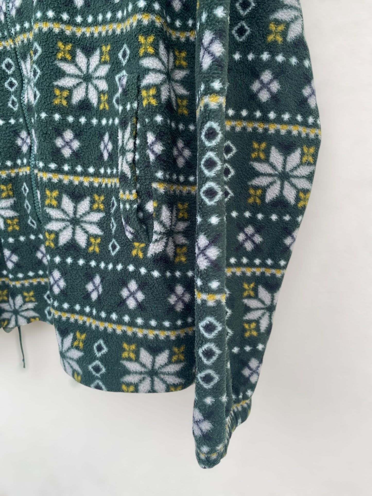 Green snowflakes crazy fleece