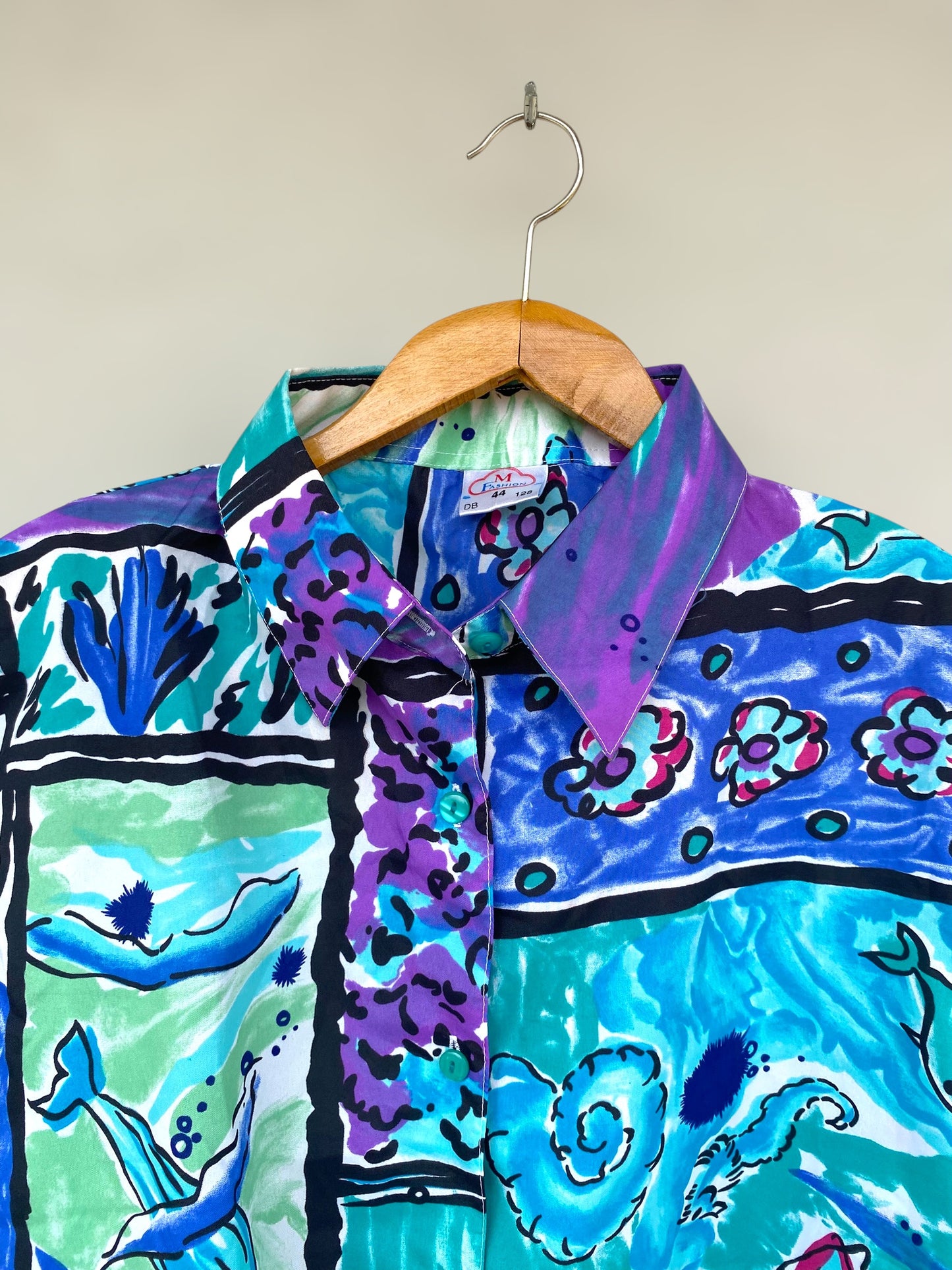 “Ocean bottom life” vintage reworked cropped shirt
