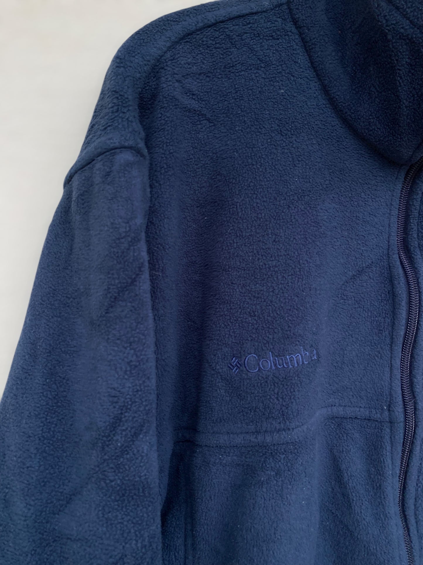 Dark blue Columbia fleece (L)