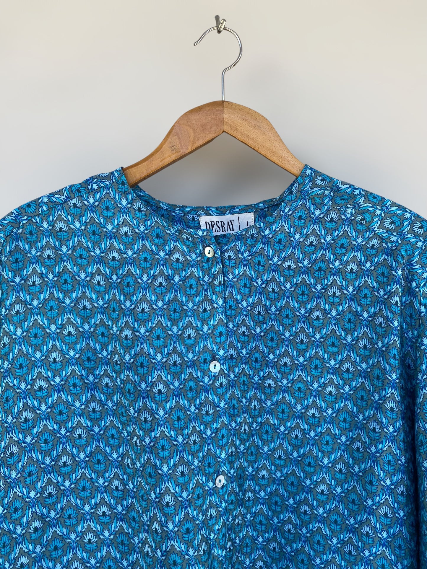 Long silk vintage patterned shirt