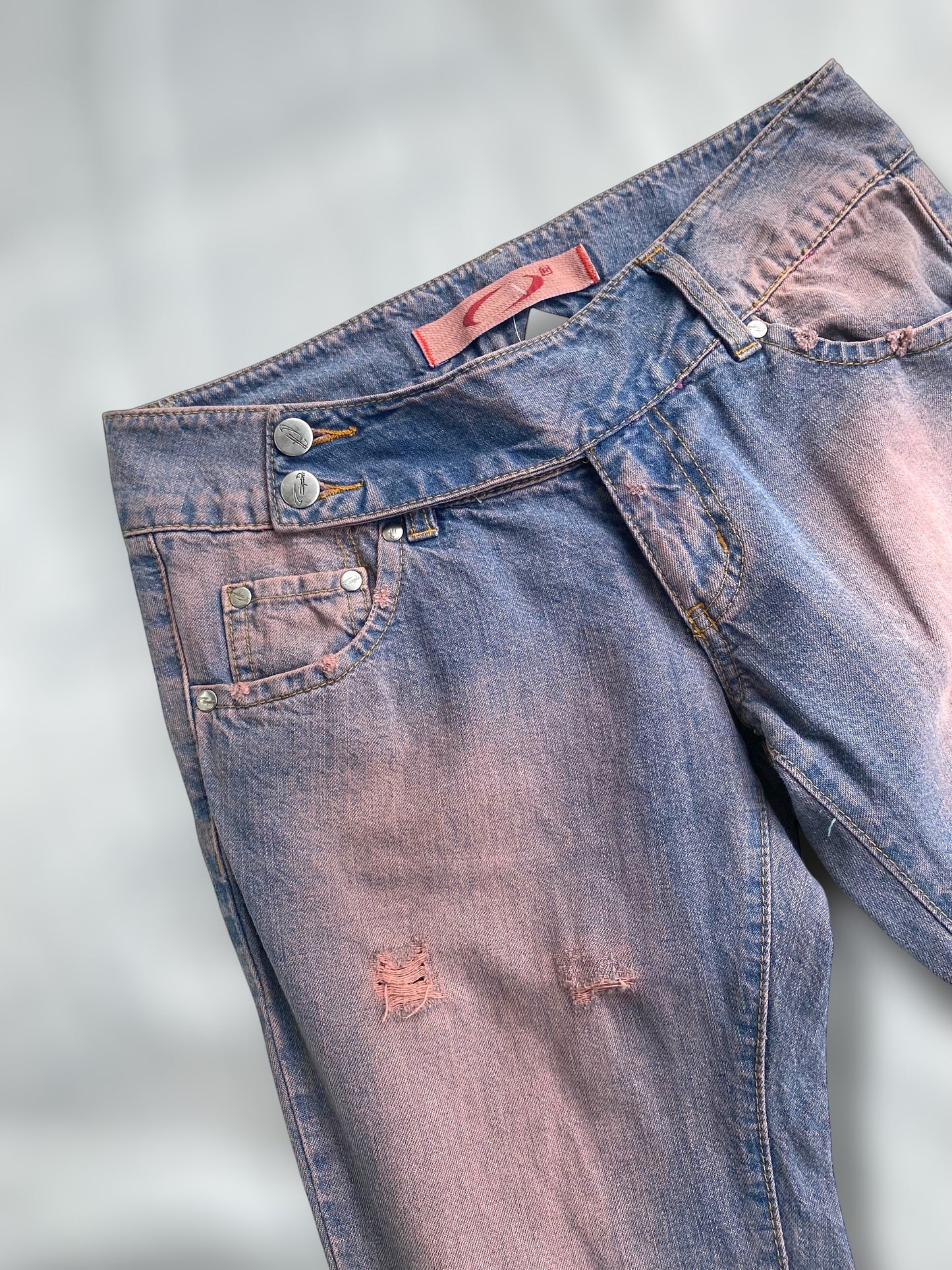 00s low waisted jeans with dusty pink shades