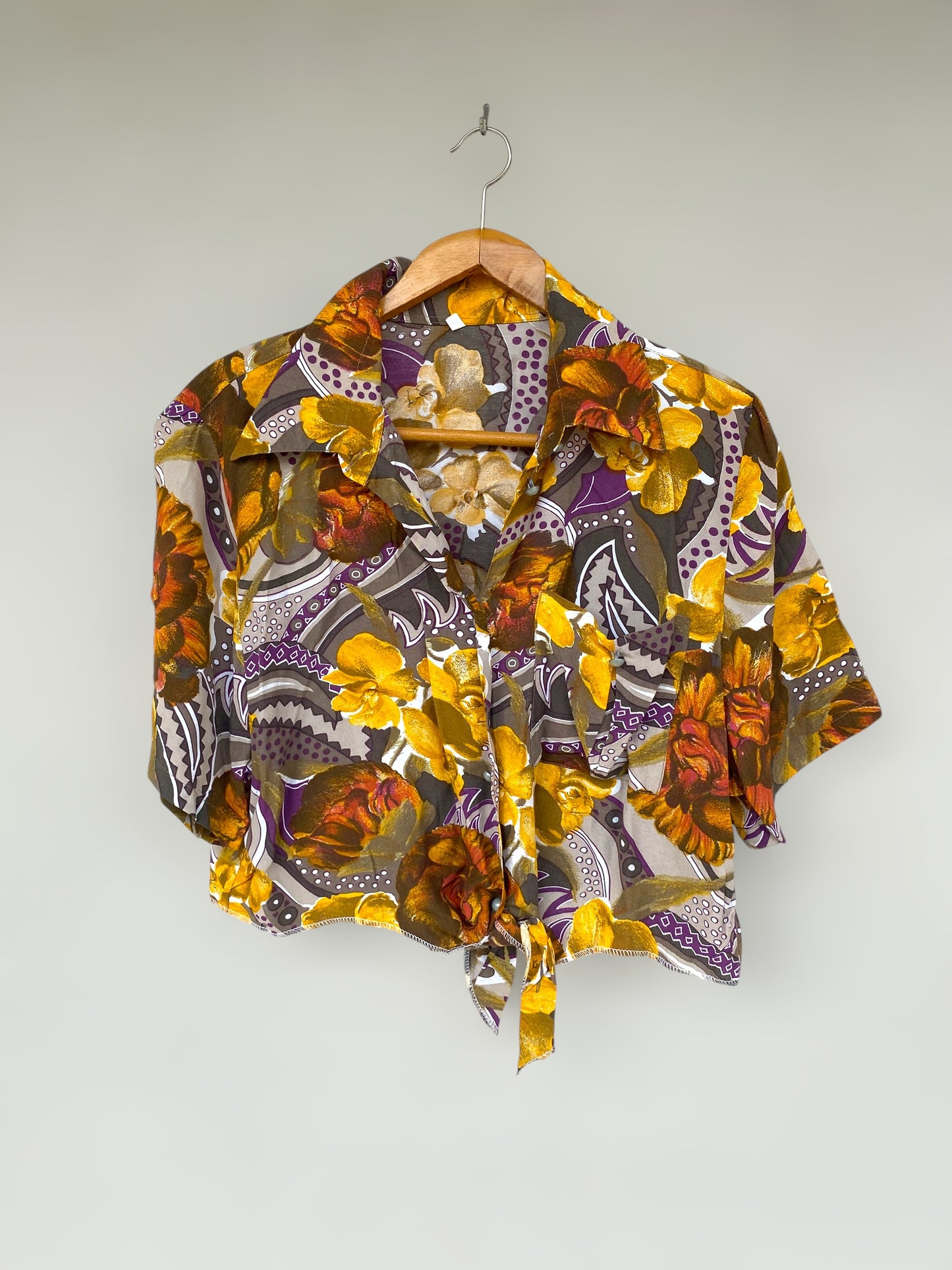 Classic vintage reworked cropped shirt