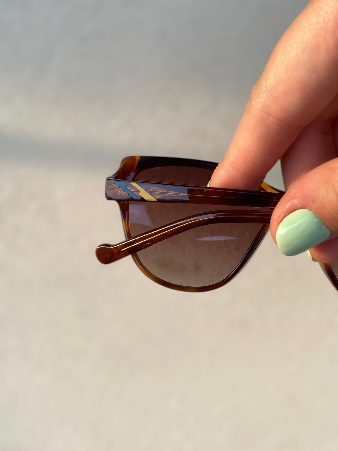 Vintage butterfly polarized sunglasses