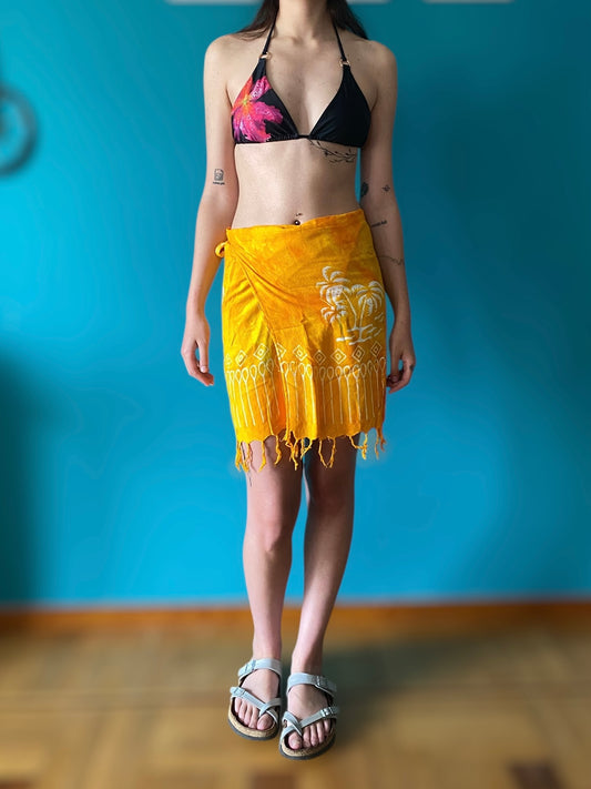 Vintage yellow pareo