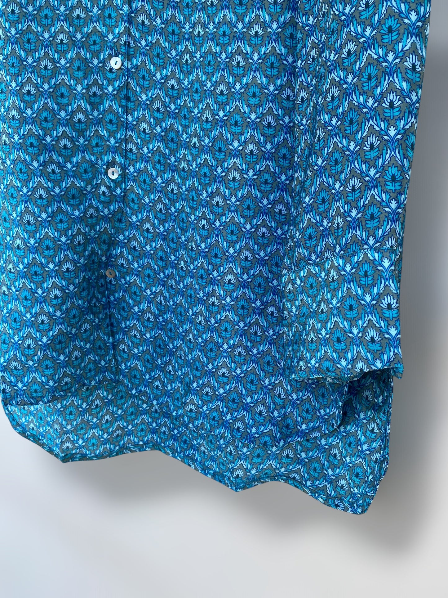 Long silk vintage patterned shirt